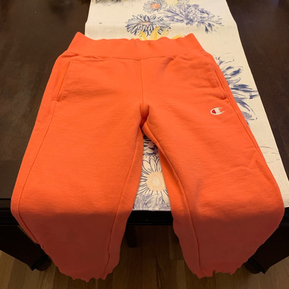 Cute bright champion sweatpants joggers coral/salmon, slim fit size small, EUC